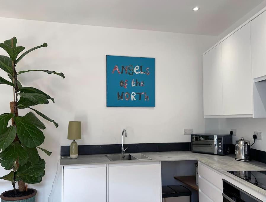 Poets Rest, Free Parking, Ev Socket Fees Apply Walk To Beach Brighton Exterior foto